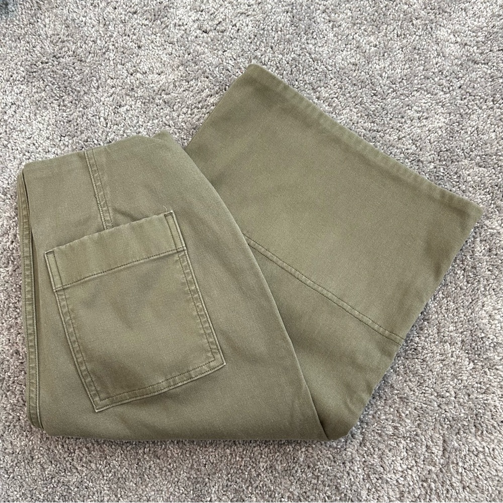 Spanx Women's Olive Green Pants‎